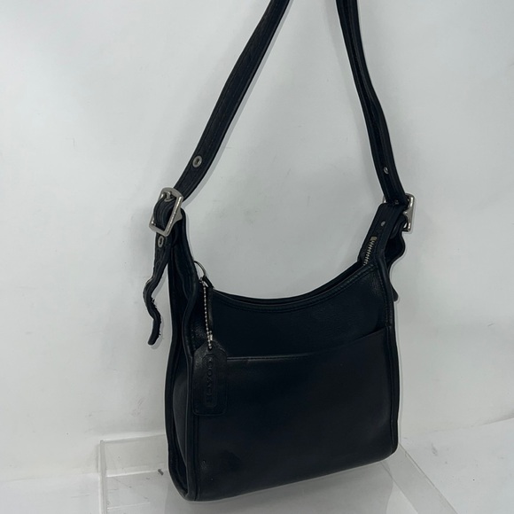 Coach Handbags - Coach Legacy K9N-9997 Black Leather Crossbody Shoulder Zip Bag